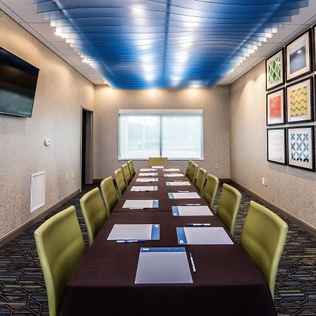 Holiday Inn Express & Suites Allen Park By Ihg Экстерьер фото