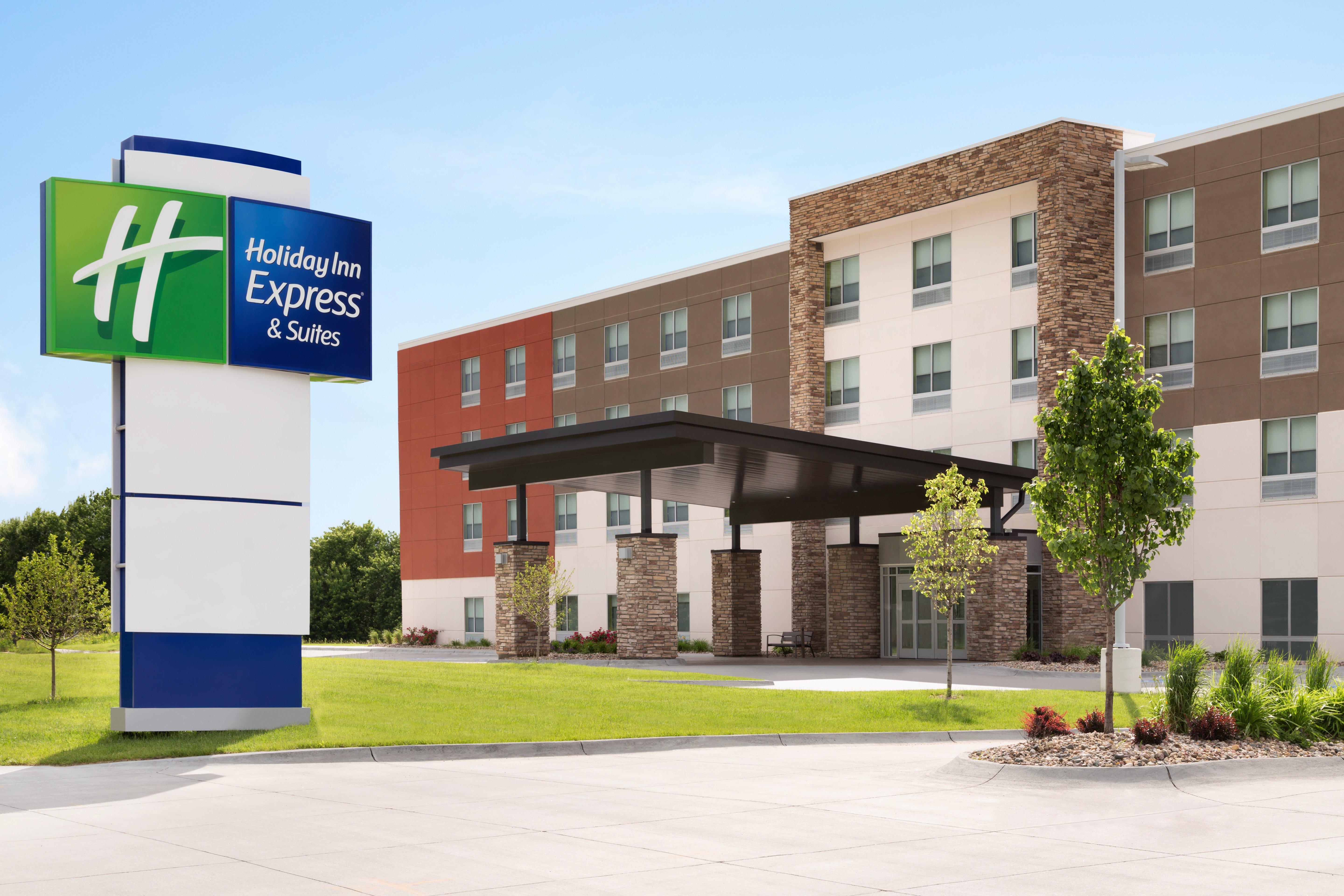 Holiday Inn Express & Suites Allen Park By Ihg Экстерьер фото